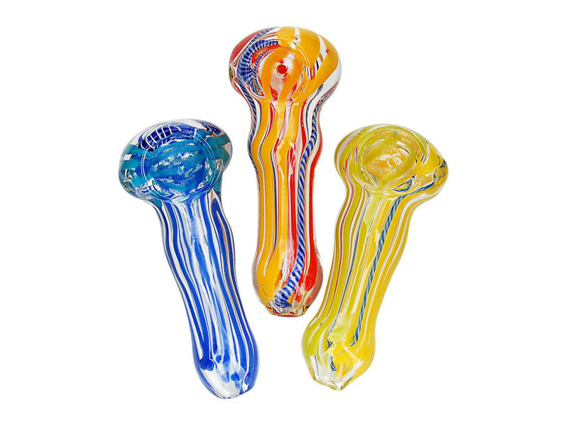 Pipe à main à base de plantes